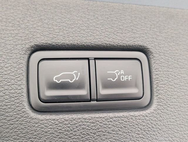 Used 2025 Kia Telluride S image 31