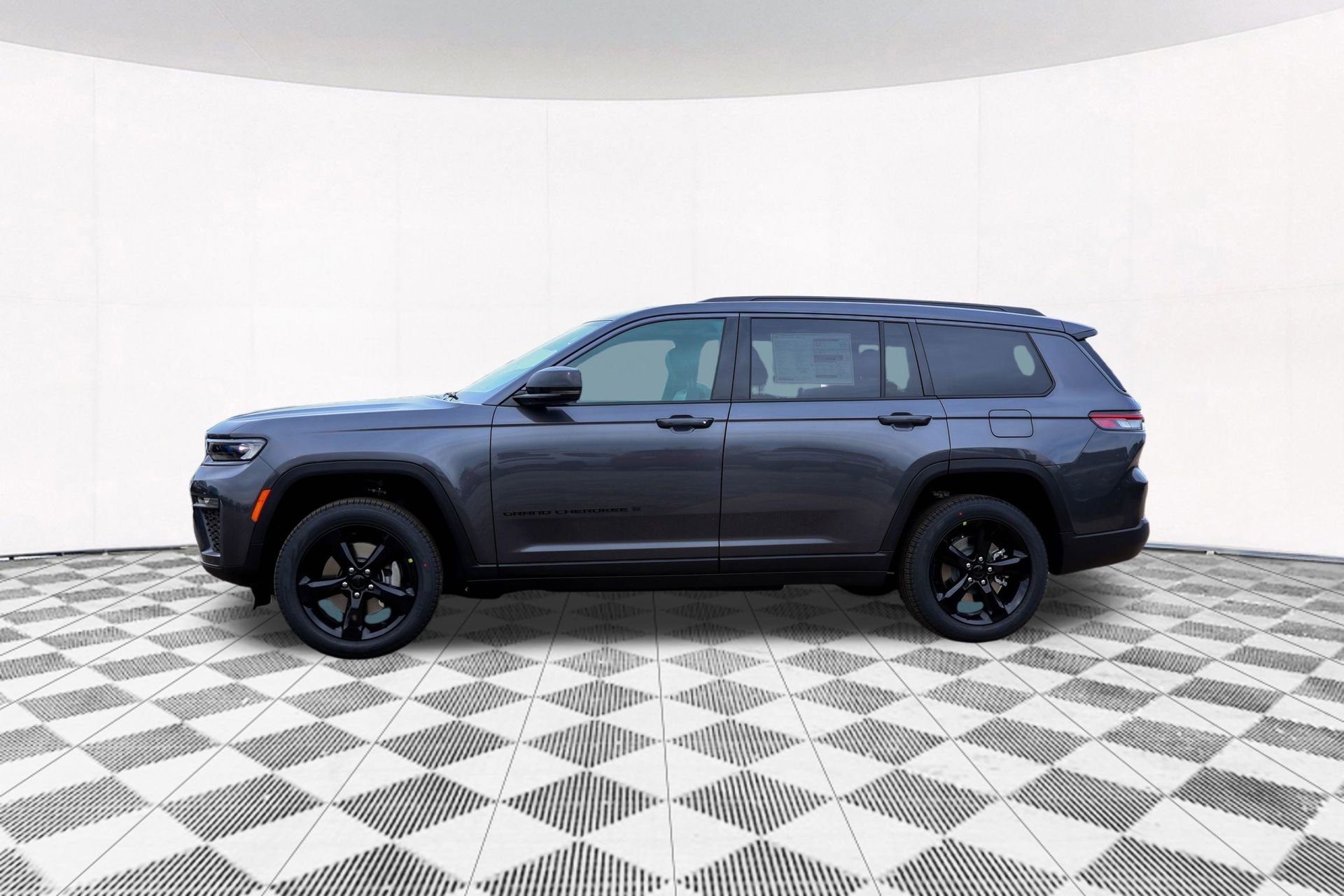 New 2026 Jeep Grand Cherokee L Limited w/ Limited Altitude Package image 9