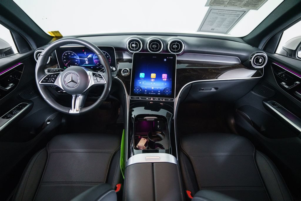 Certified 2025 Mercedes-Benz GLC 300 4MATIC image 15