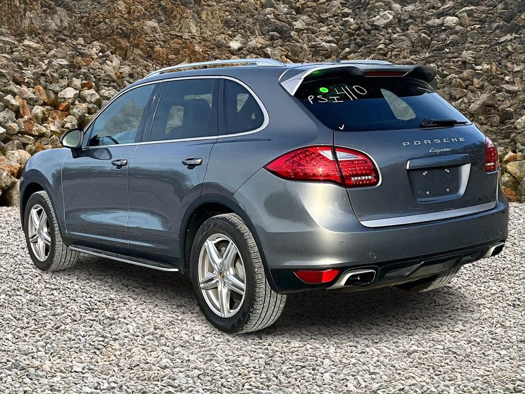 Used 2014 Porsche Cayenne Base image 10