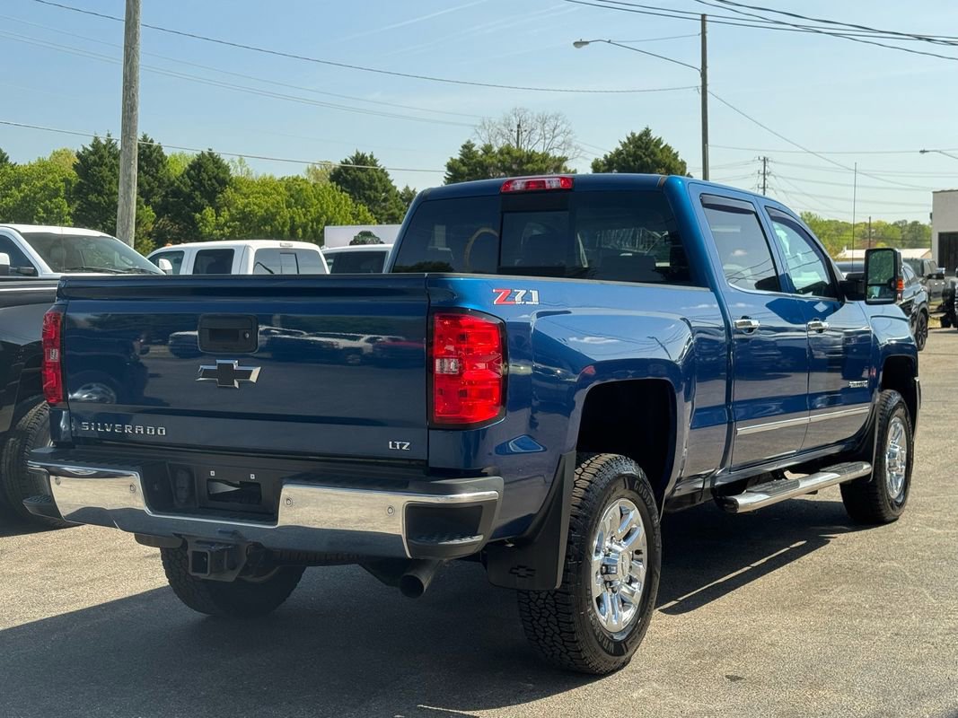 Used 2019 Chevrolet Silverado 2500 LTZ w/ LTZ Plus Package image 4