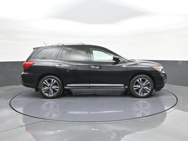 Used 2017 Nissan Pathfinder Platinum FWD image 26