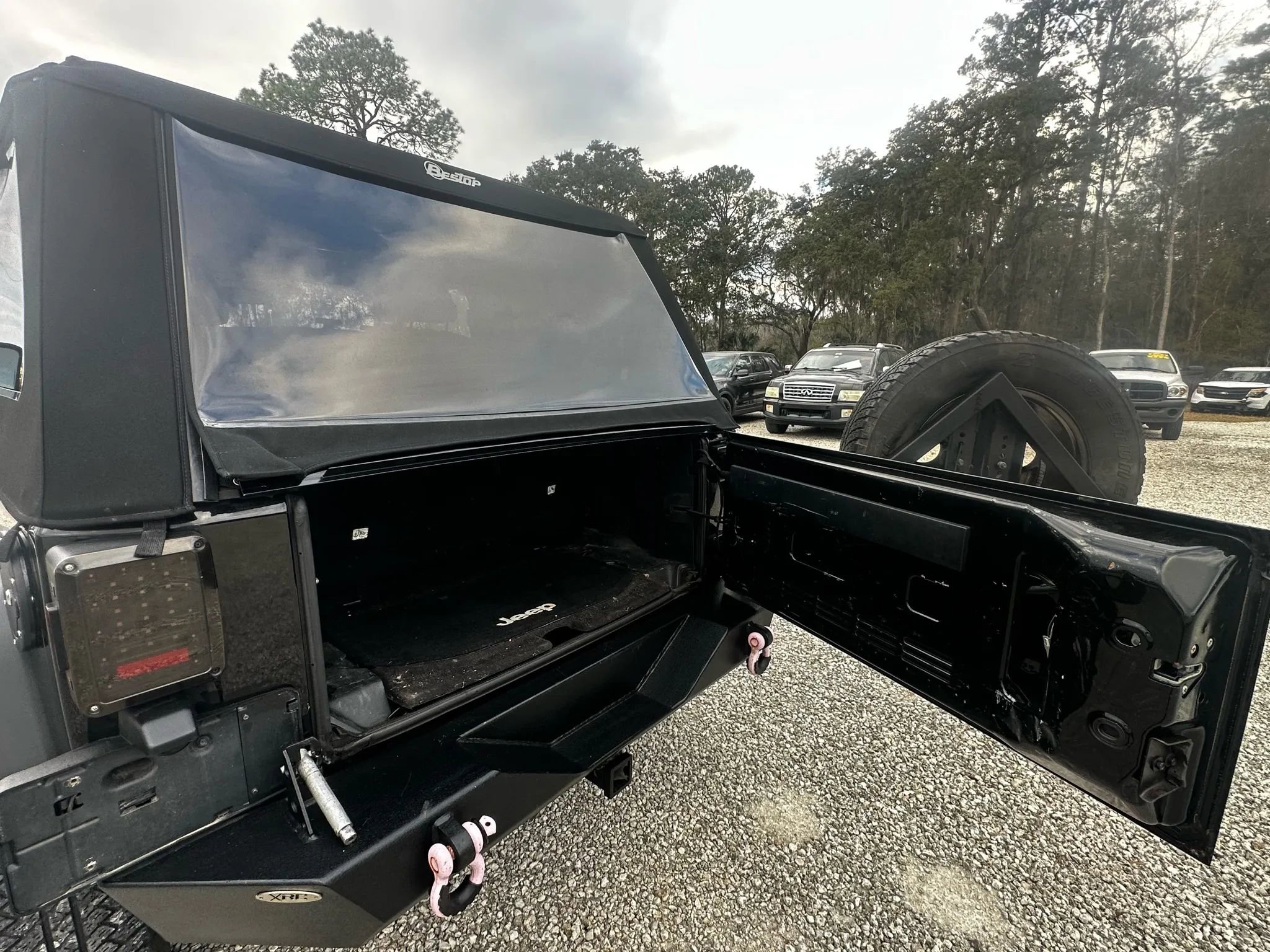 Used 2017 Jeep Wrangler Sport AWD/4WD image 33