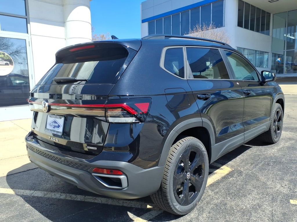 New 2026 Volkswagen Taos SE AWD/4WD image 7