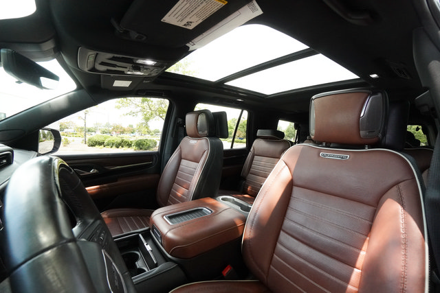 Used 2024 GMC Yukon Denali Ultimate AWD/4WD image 21