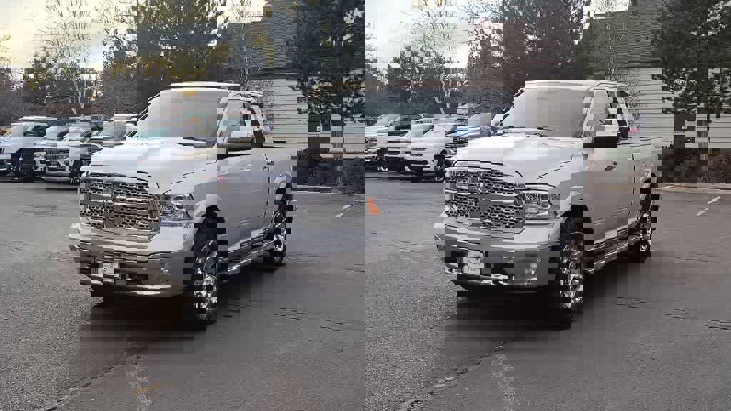 Used 2015 RAM 1500 Laramie image 4