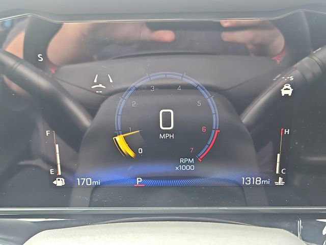 Used 2025 Chevrolet Trax RS w/ Driver Confidence Package FWD image 16