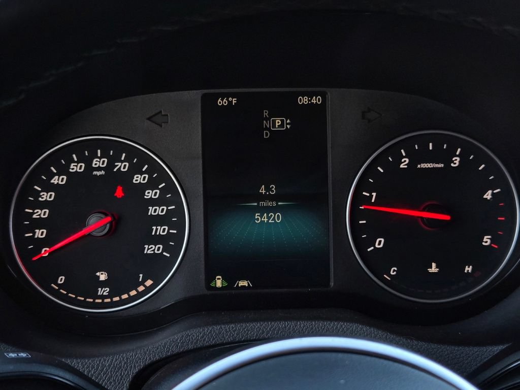 Used 2024 Mercedes-Benz Sprinter 2500 image 33