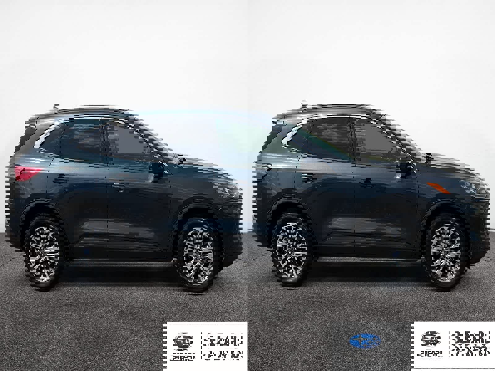 Used 2022 Ford Escape SEL w/ Technology Package image 4