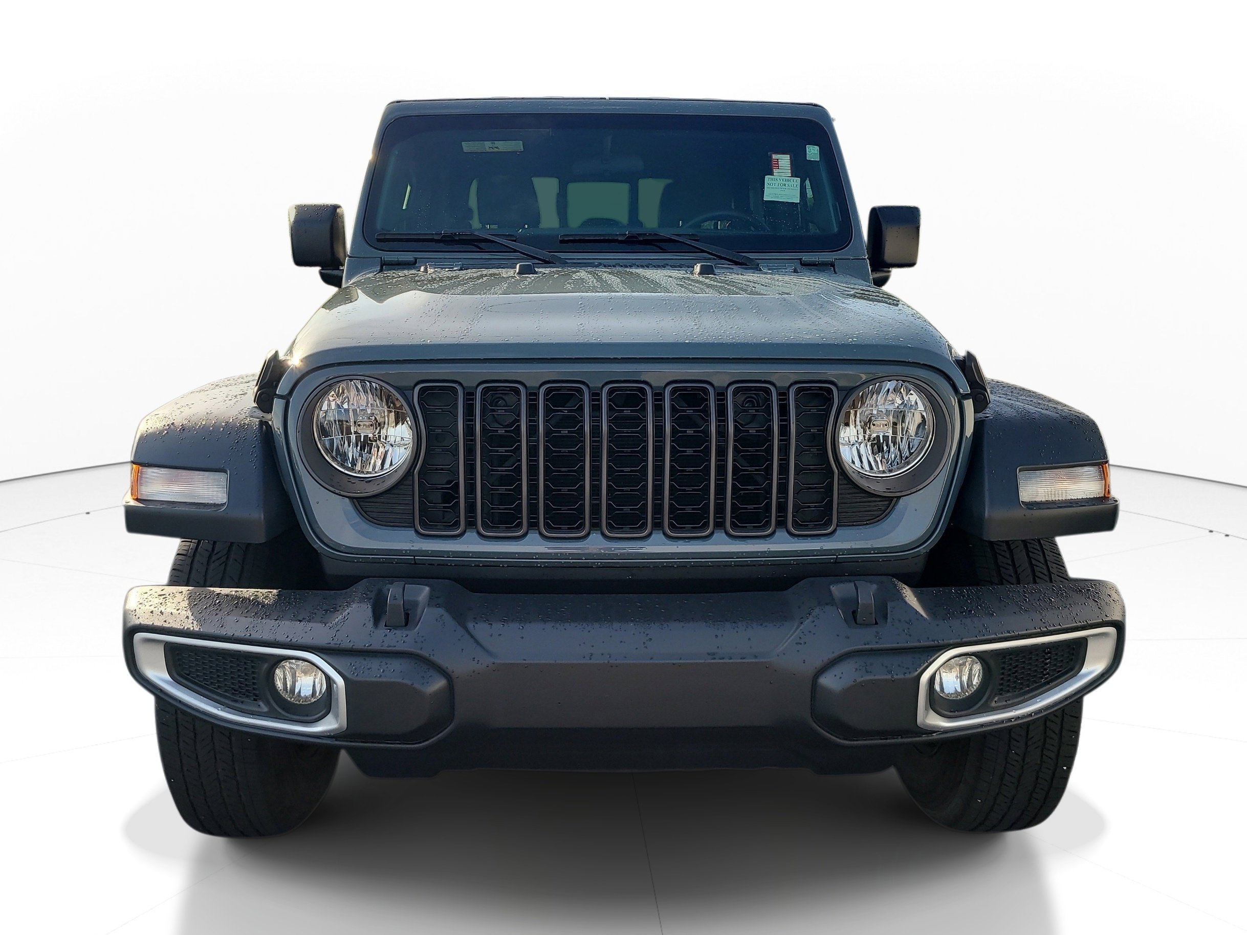 Used 2024 Jeep Gladiator Sport image 2