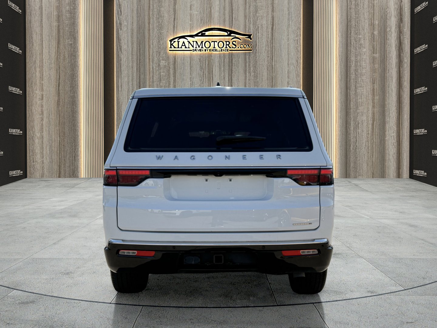 Used 2024 Jeep Wagoneer Series II w/ Flexible Seating Group image 6