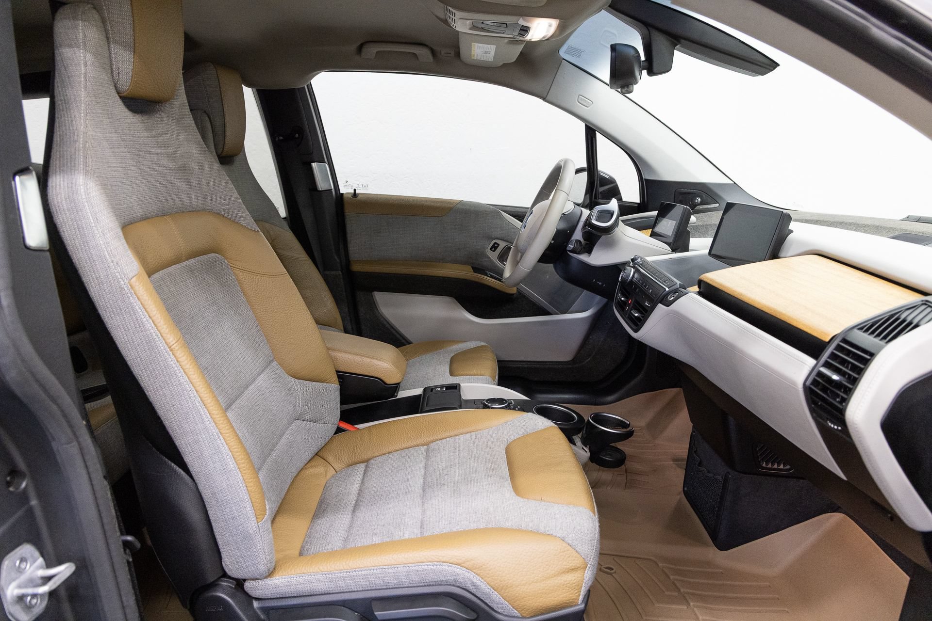 Used 2014 BMW i3 RWD image 14