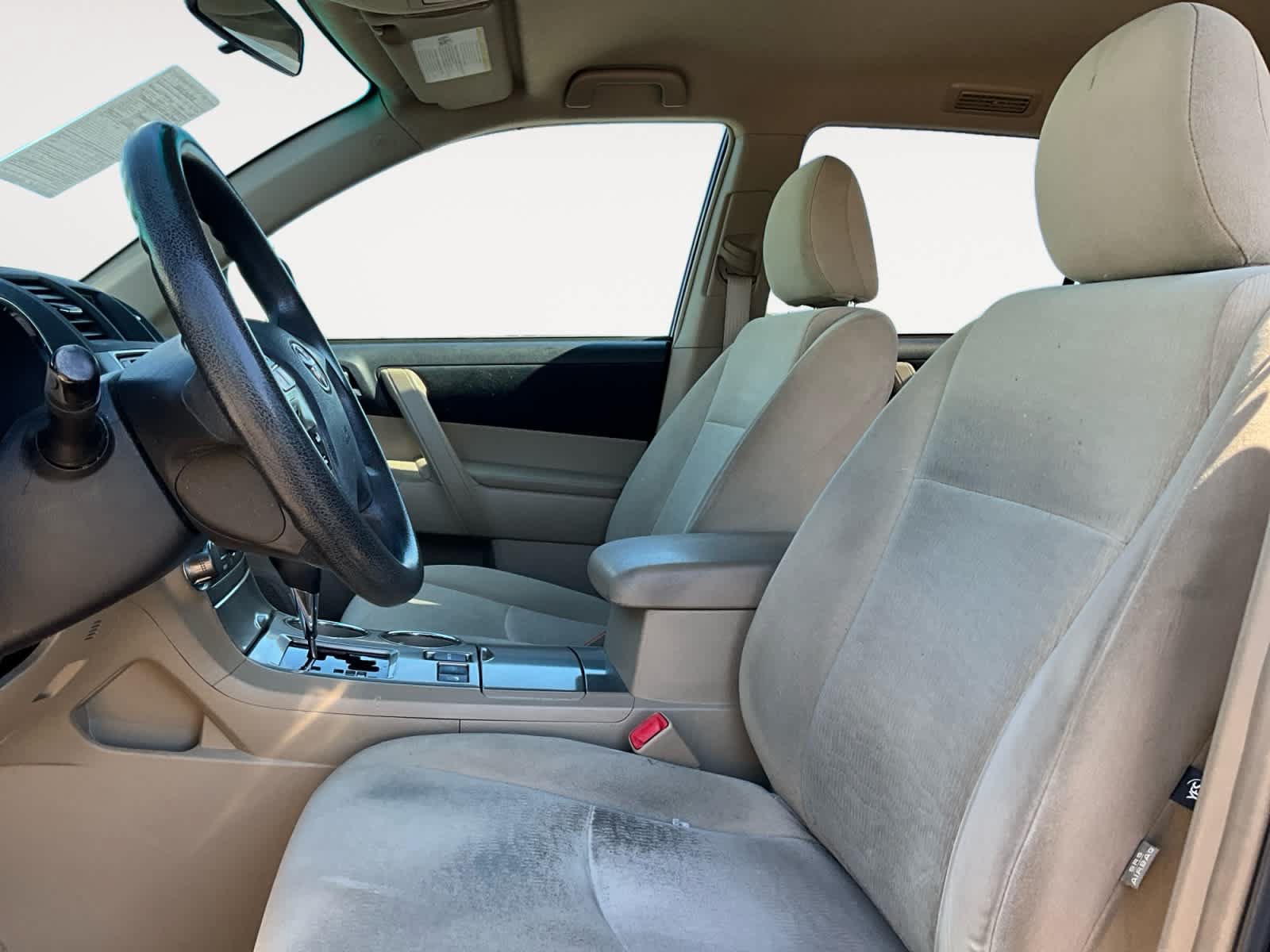 Used 2013 Toyota Highlander Plus AWD/4WD image 9