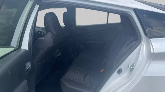 Used 2021 Toyota Prius Prime LE FWD image 16