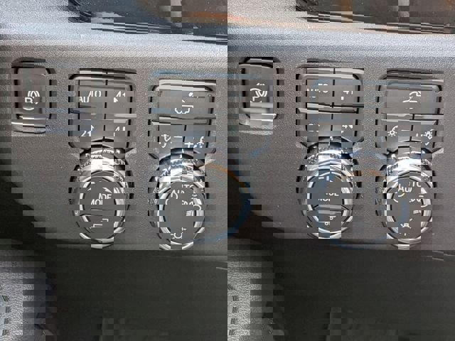 New 2026 GMC Sierra 1500 SLE AWD/4WD image 17