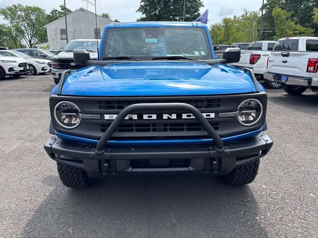 Certified 2022 Ford Bronco Black Diamond AWD/4WD image 2