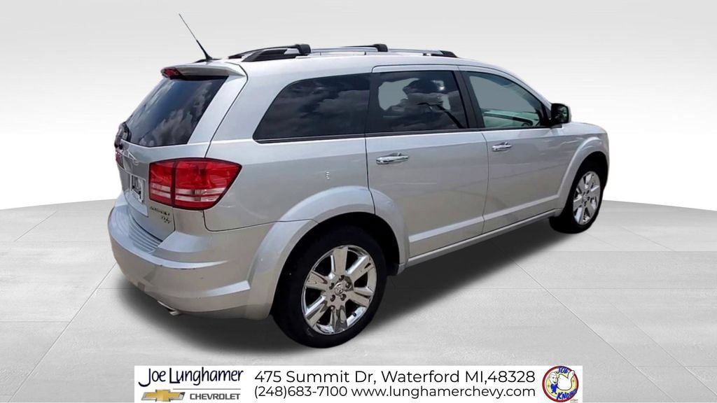 Used 2010 Dodge Journey R/T w/ Navigation & Sound Group I FWD image 9