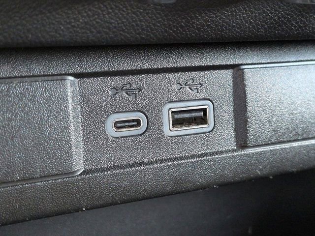 Used 2024 GMC Canyon Elevation RWD image 21