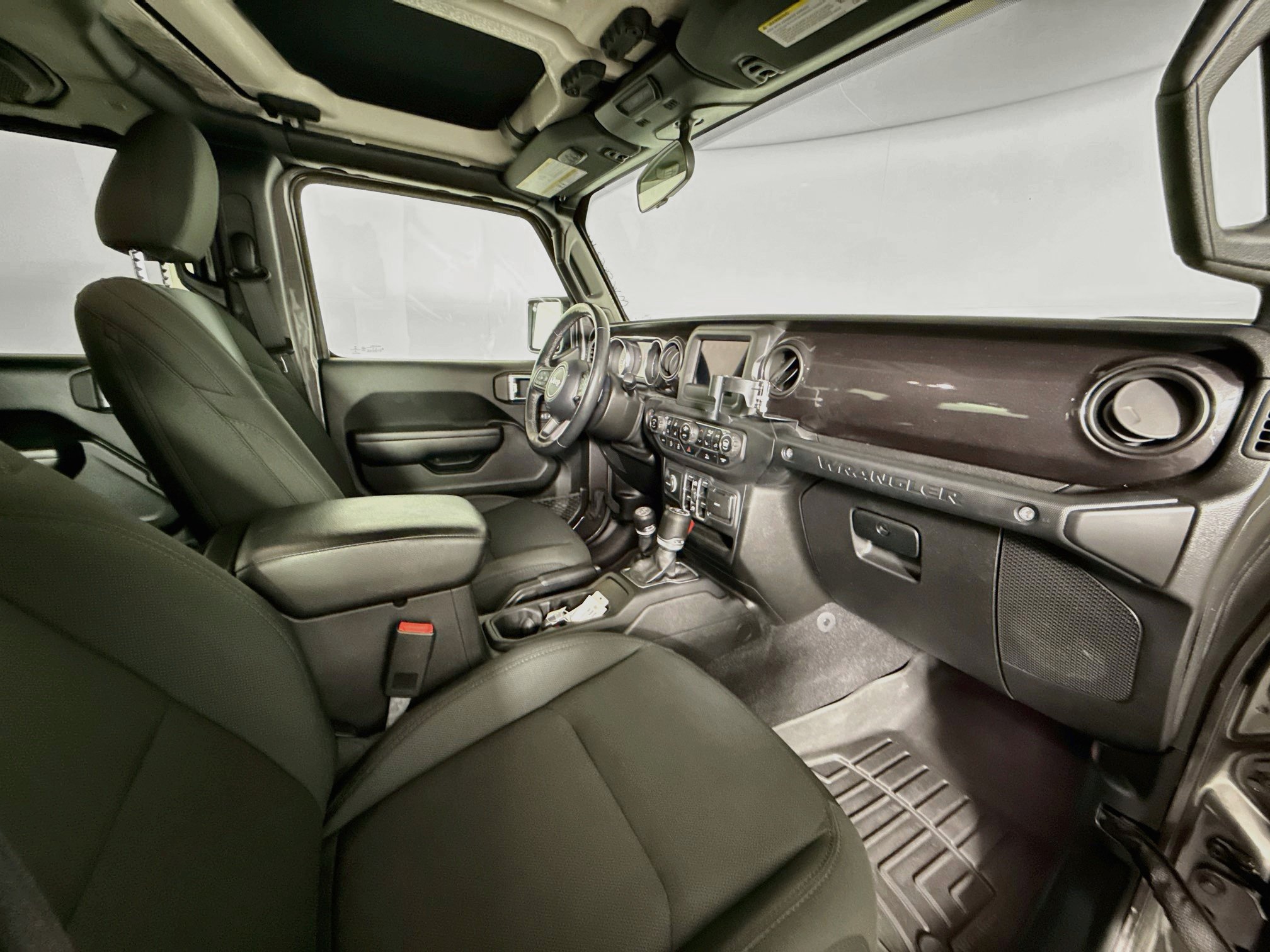 Used 2021 Jeep Wrangler Unlimited Sport AWD/4WD image 28
