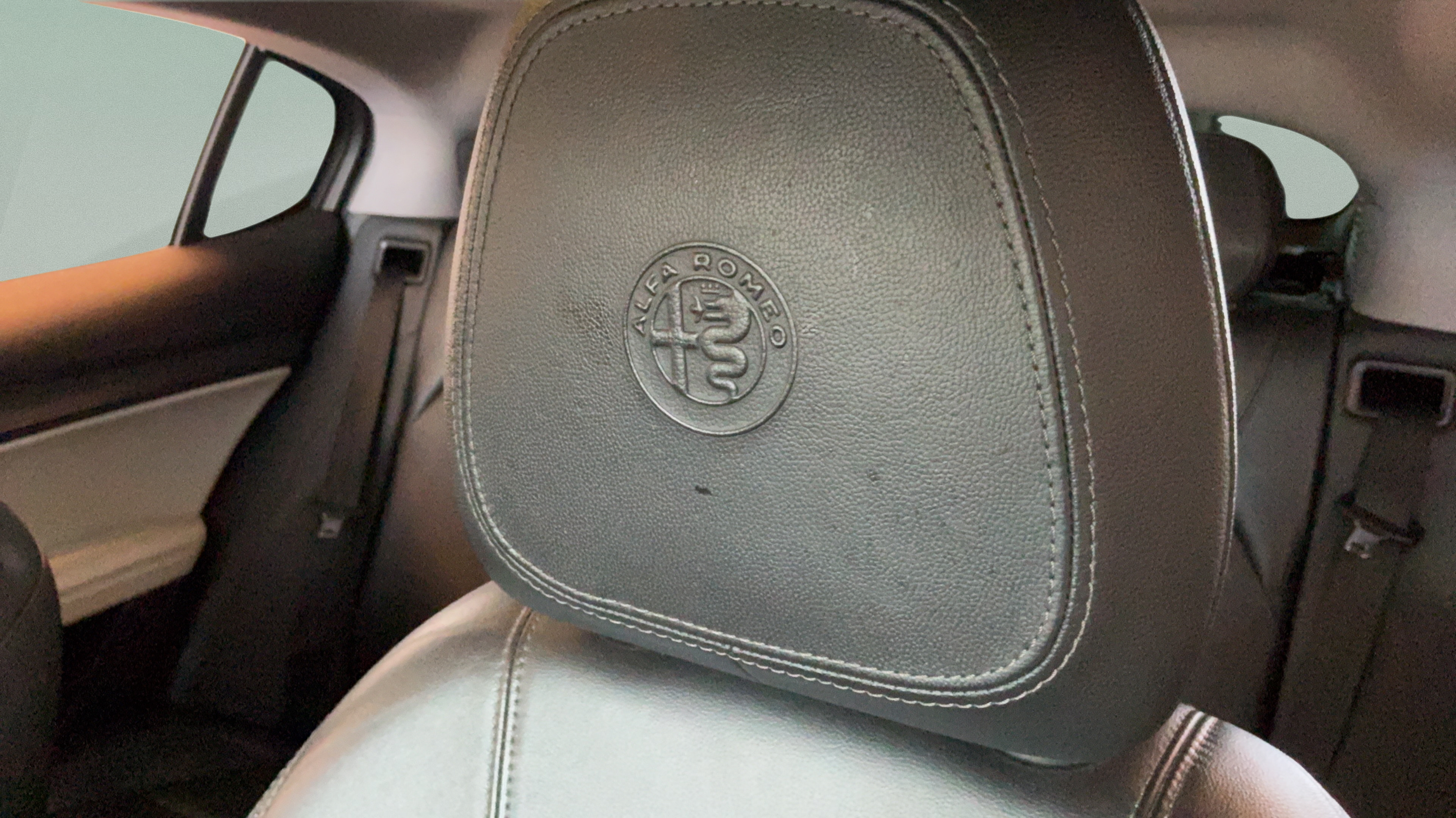 Used 2019 Alfa Romeo Stelvio Ti w/ Nero Edizione AWD/4WD image 28