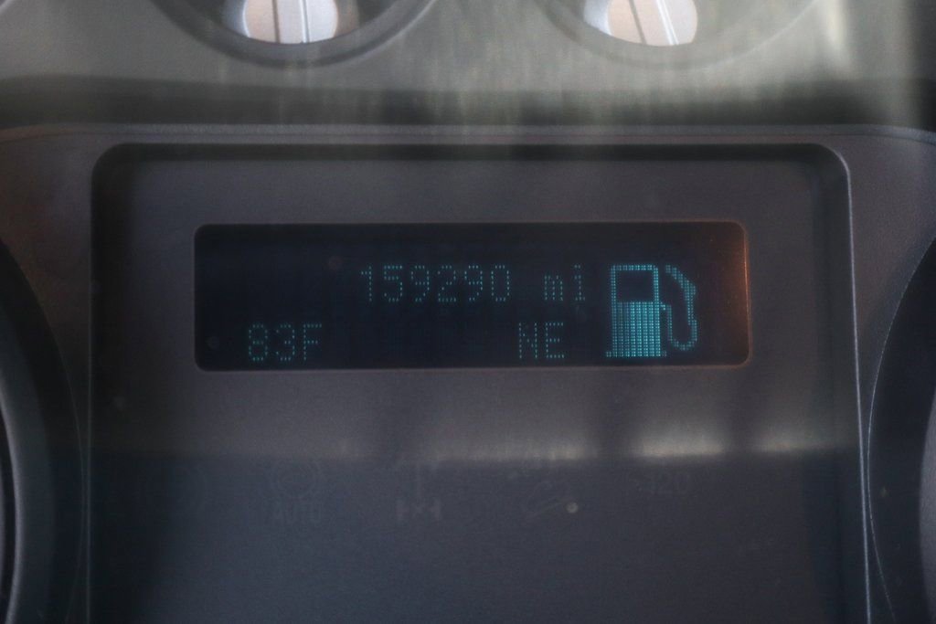 Used 2015 Ford F550 2WD Regular Cab Super Duty image 24