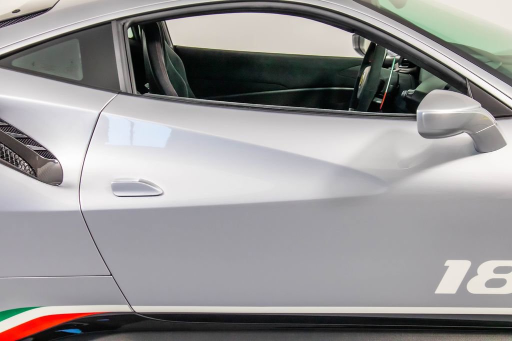 Used 2020 Ferrari 488 Pista Base image 39