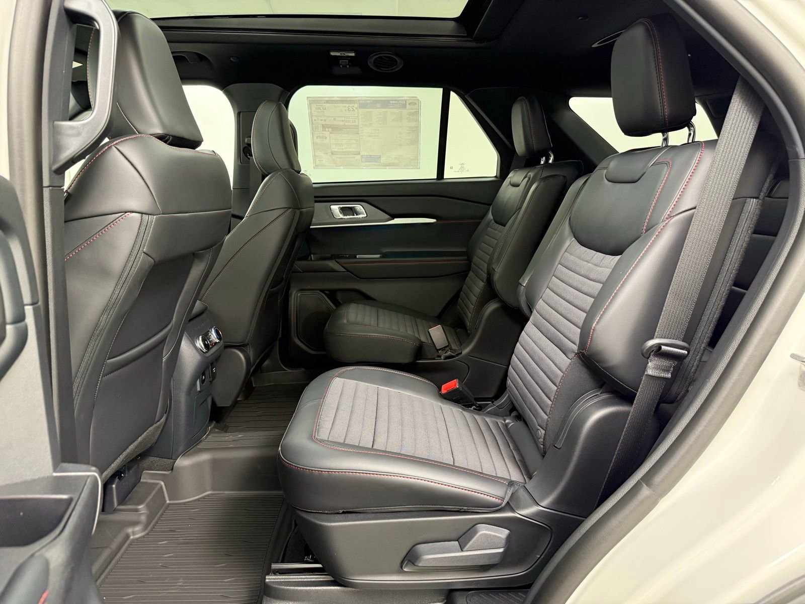 New 2026 Ford Explorer ST-Line AWD/4WD image 23