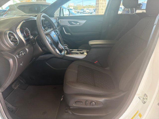 Used 2022 Chevrolet Blazer LT FWD image 13