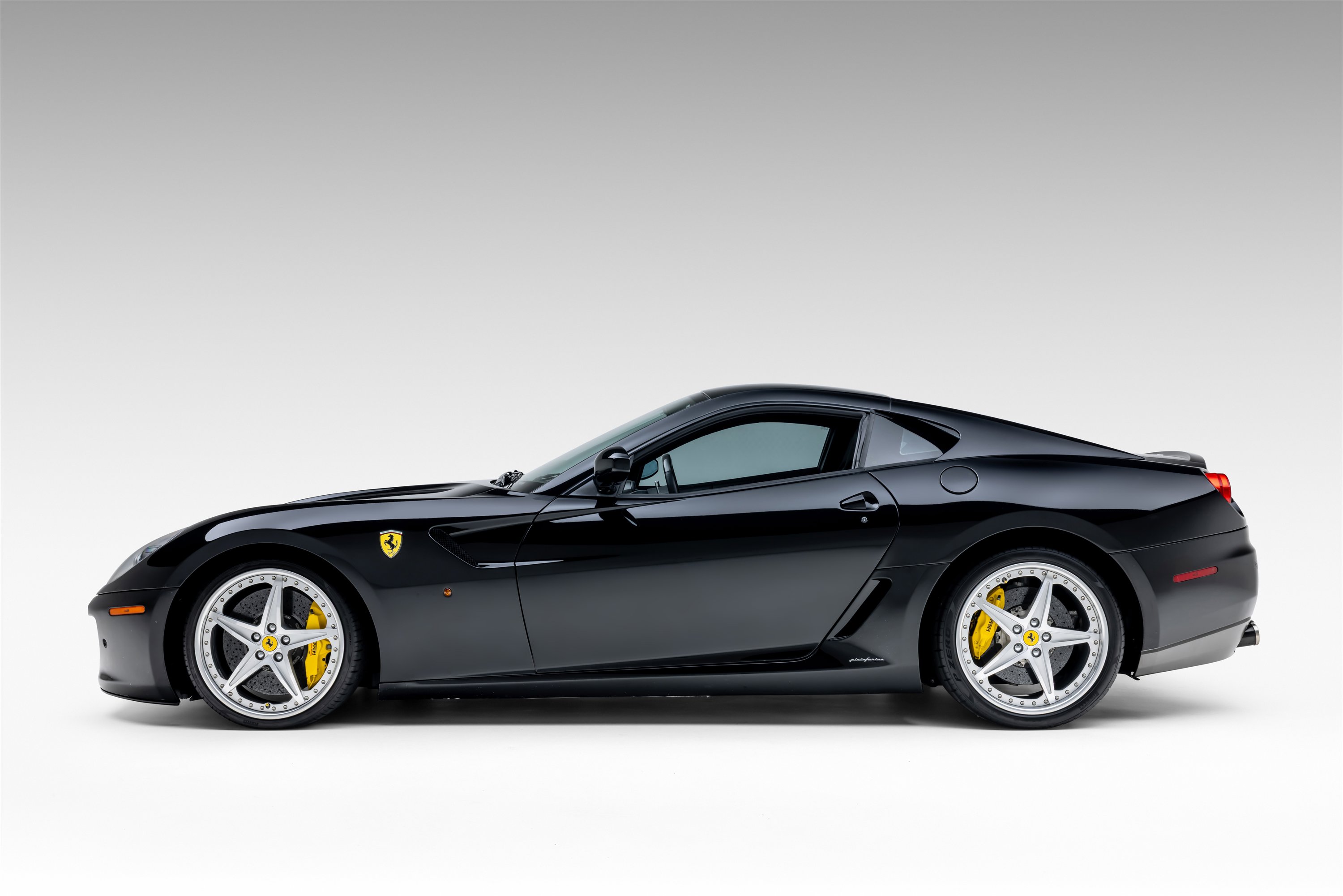 Used 2007 Ferrari 599 GTB Fiorano RWD image 8