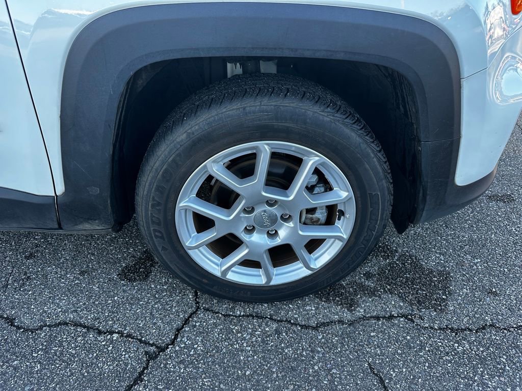 Used 2021 Jeep Renegade Latitude image 14