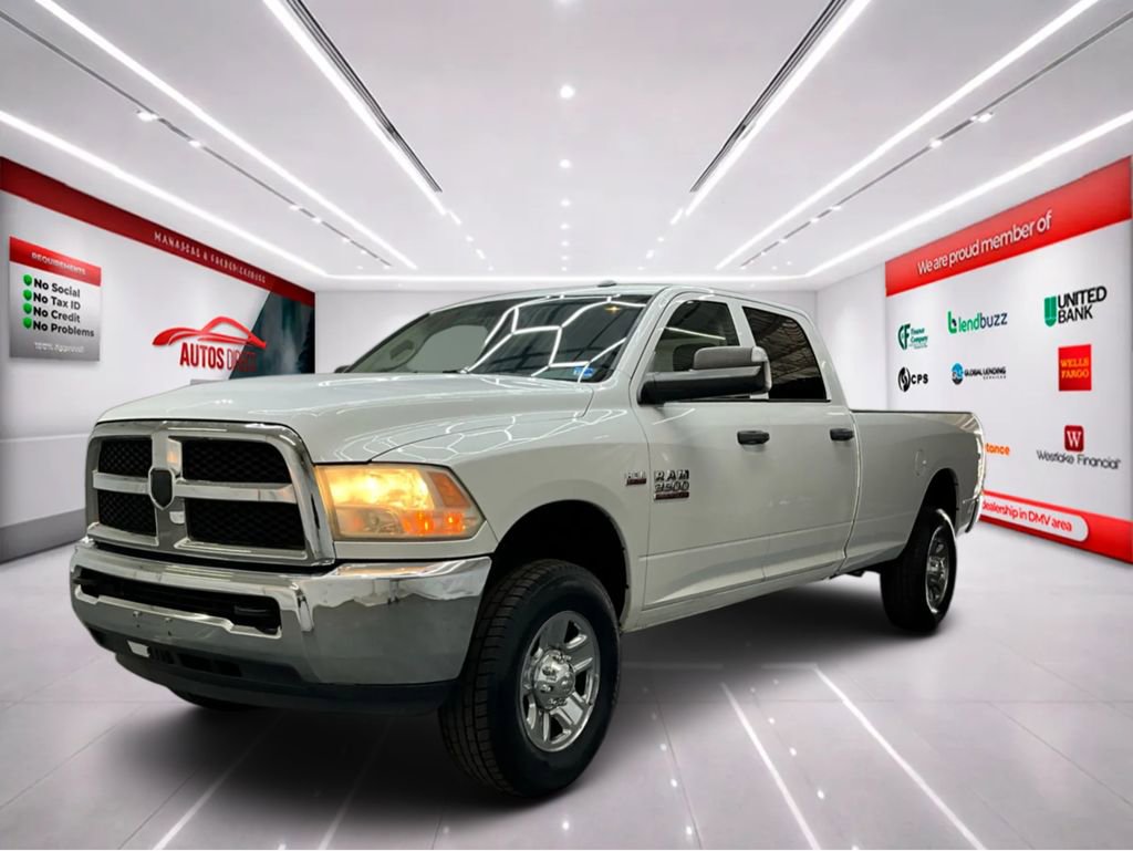 Used 2018 RAM 3500 Tradesman w/ Chrome Appearance Group AWD/4WD image 4