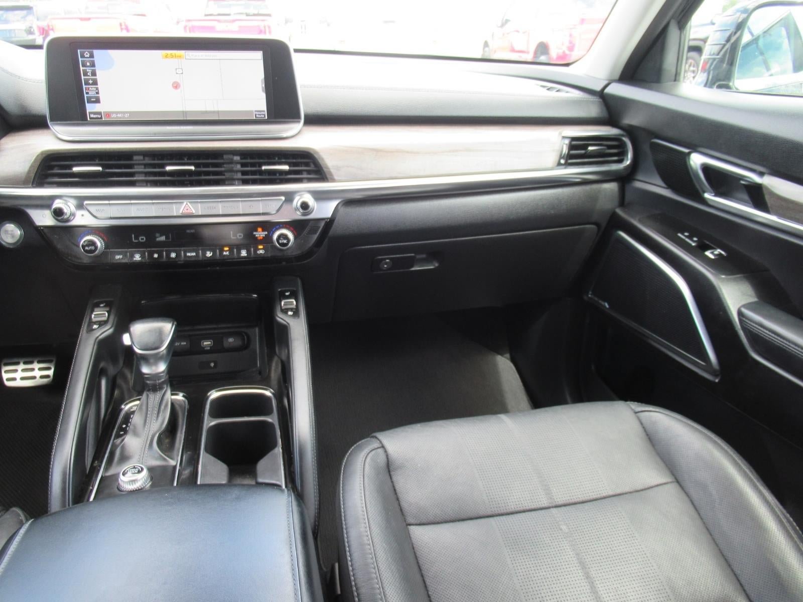 Used 2020 Kia Telluride SX w/ Towing Package FWD image 15
