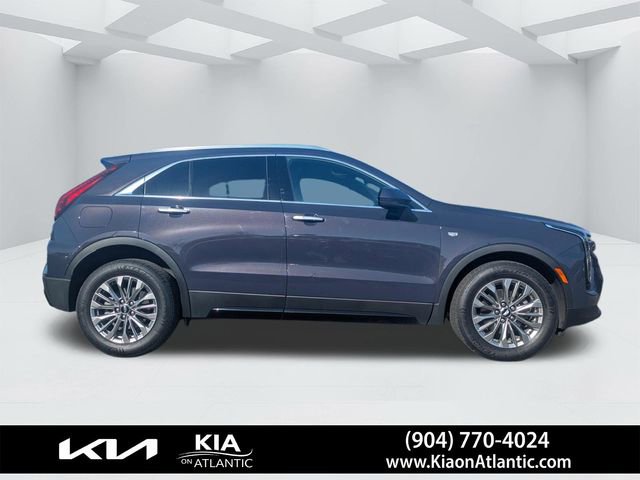 Used 2024 Cadillac XT4 Premium Luxury AWD/4WD image 2