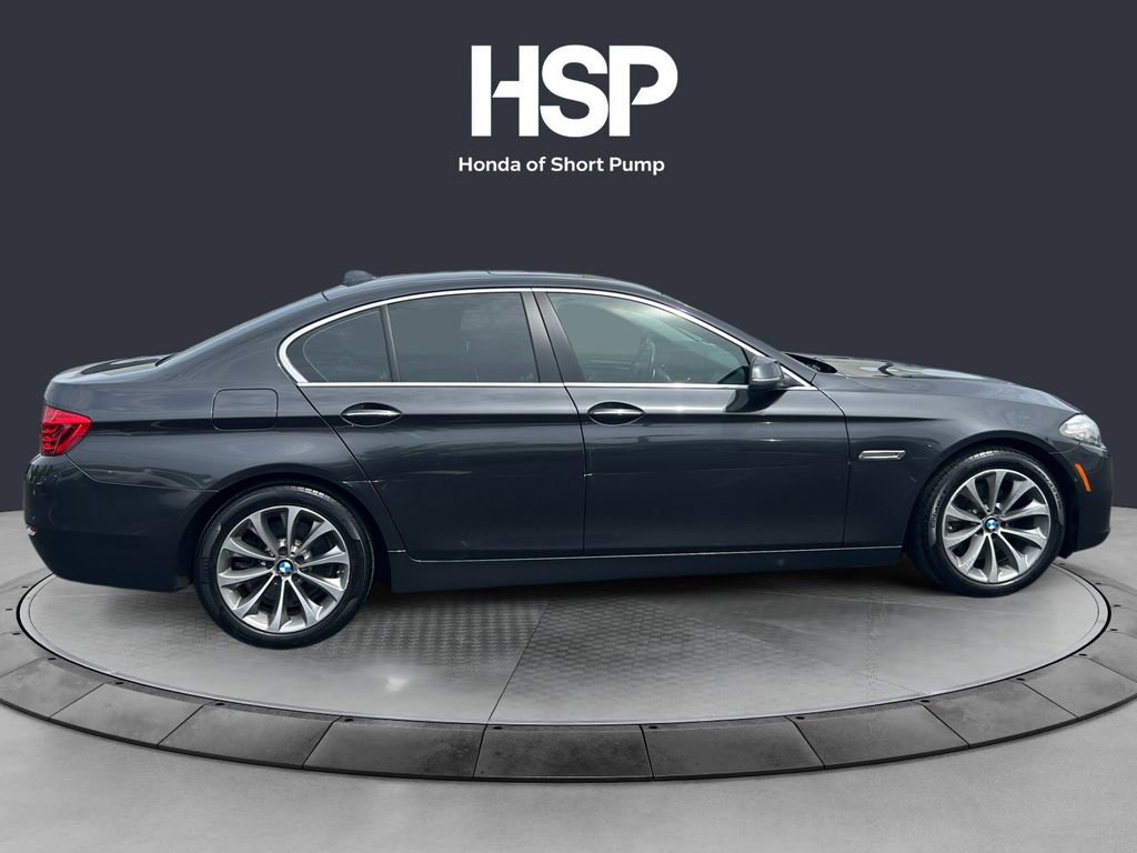 Used 2016 BMW 528i xDrive Sedan AWD/4WD image 6