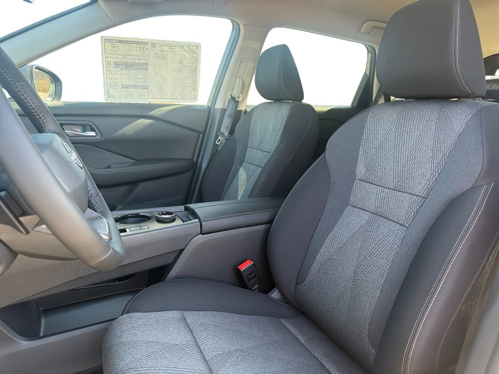 New 2026 Nissan Rogue SV image 9