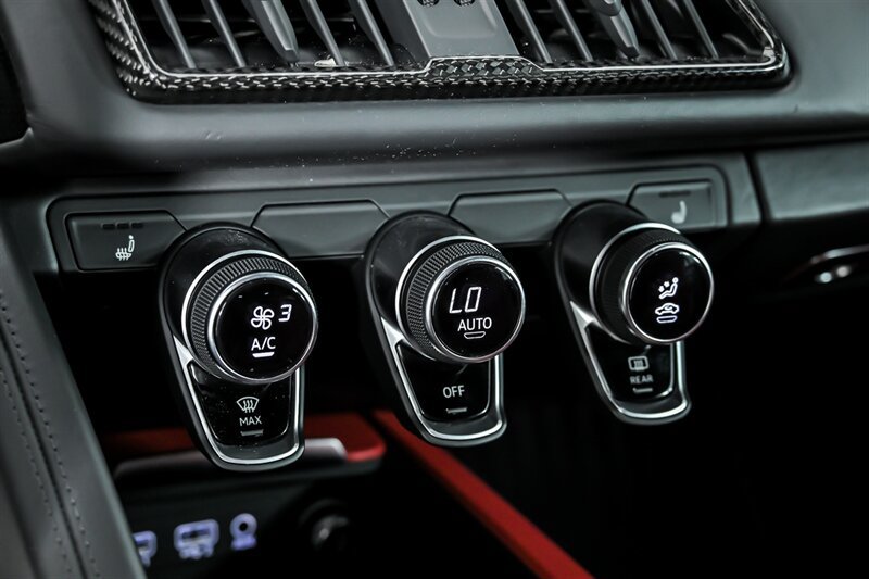 Used 2018 Audi R8 V10 plus AWD/4WD image 32