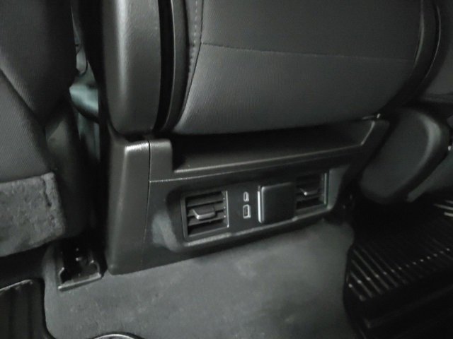 Used 2024 GMC Sierra 1500 Elevation image 13