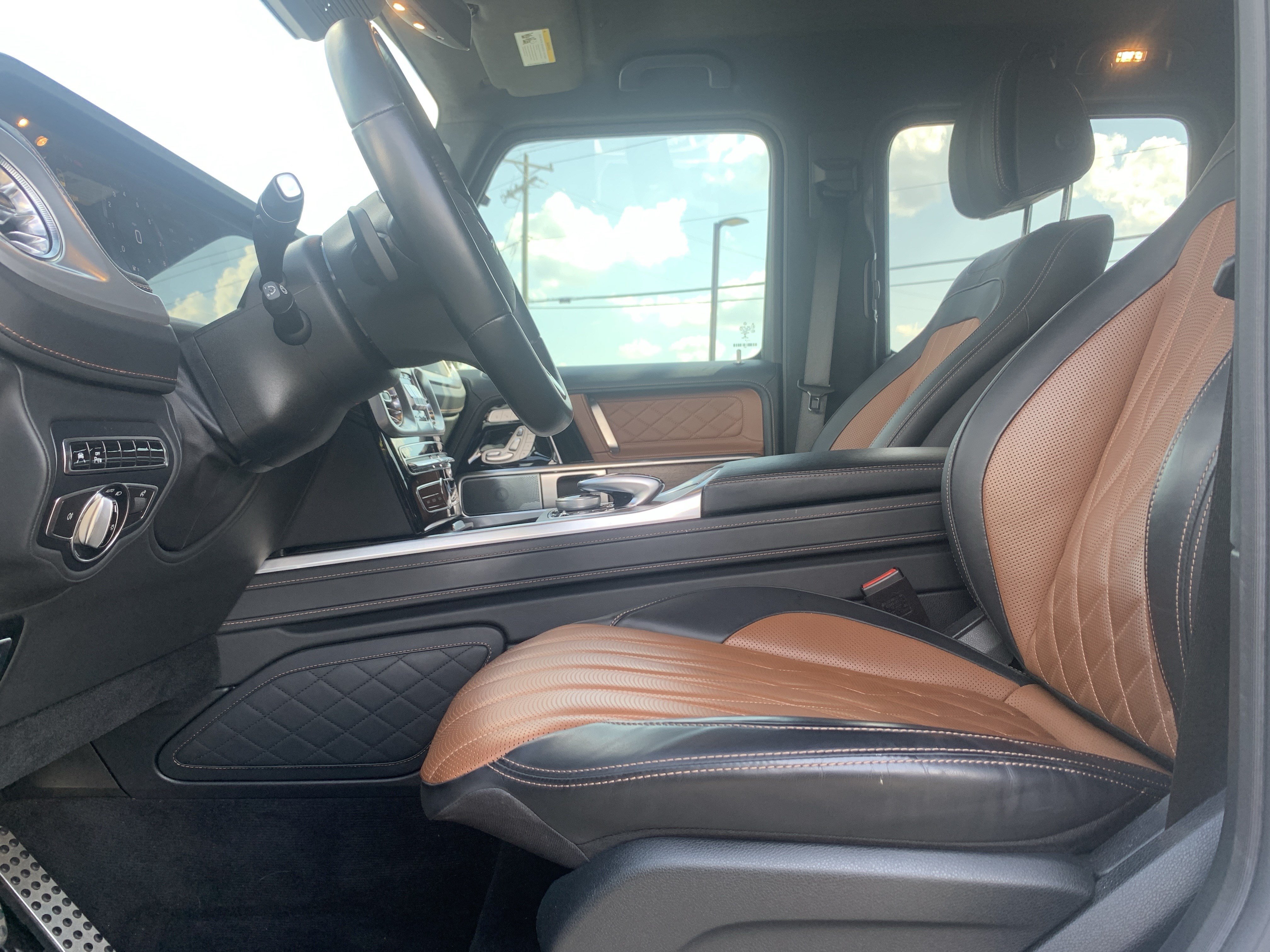 Used 2022 Mercedes-Benz G 550 image 16