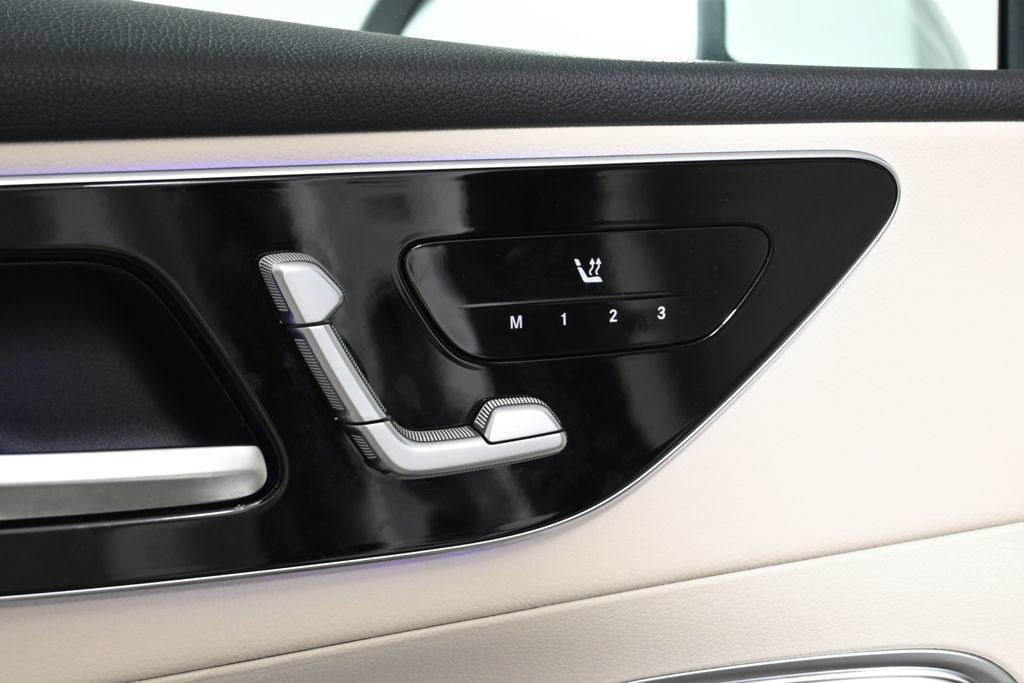 Certified 2025 Mercedes-Benz GLC 300 4MATIC image 29