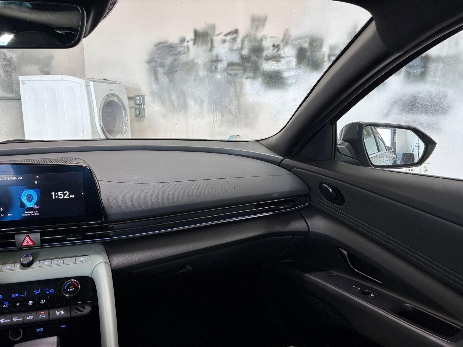 Used 2025 Hyundai Elantra Limited FWD image 37
