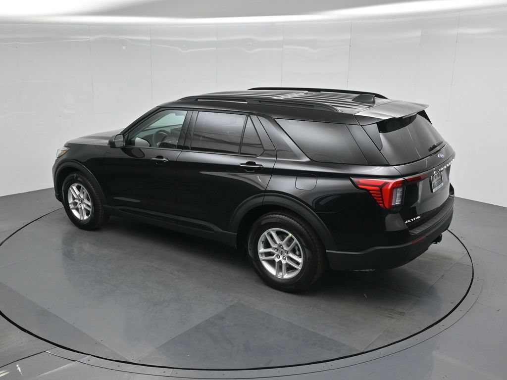 New 2026 Ford Explorer Active RWD image 42