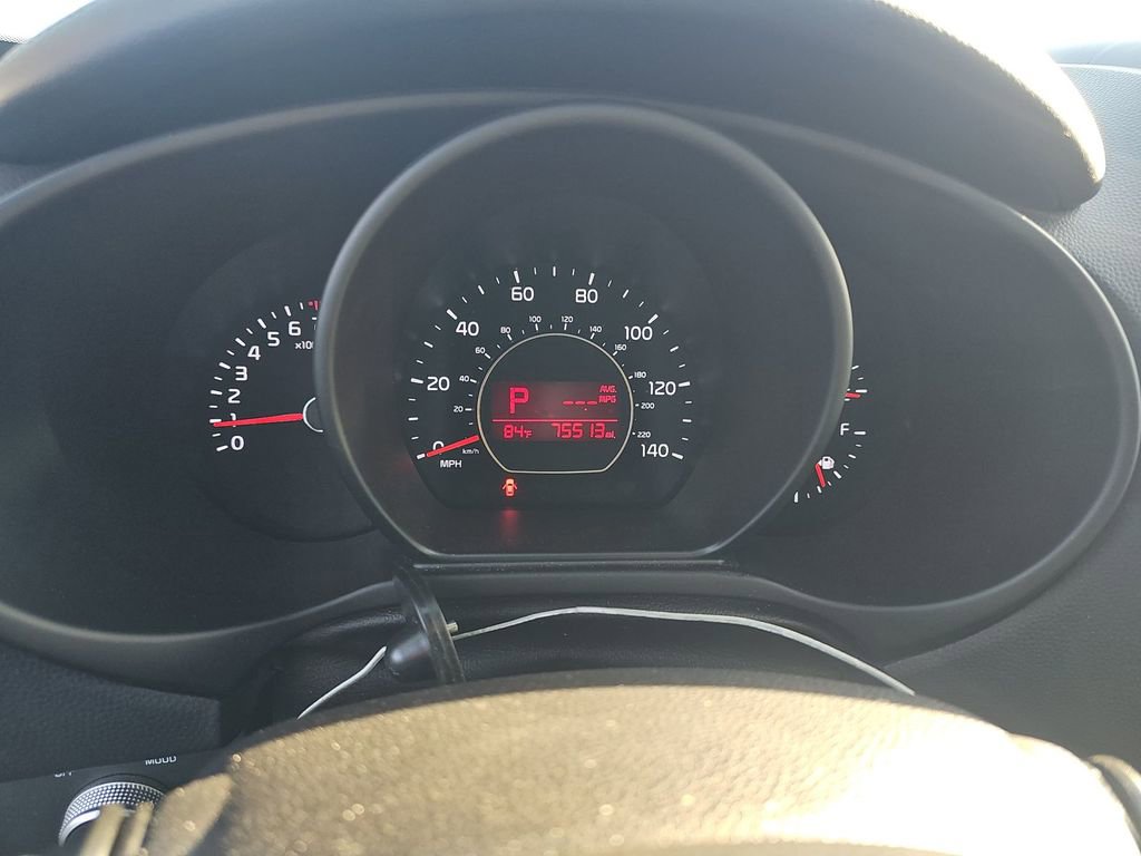 Used 2015 Kia Soul ! w/ Sun & Sound Package image 12