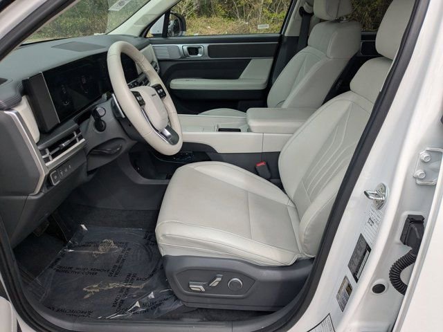 Used 2025 Hyundai Santa Fe SEL FWD image 22