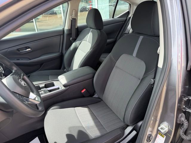 Certified 2025 Nissan Sentra SV FWD image 9