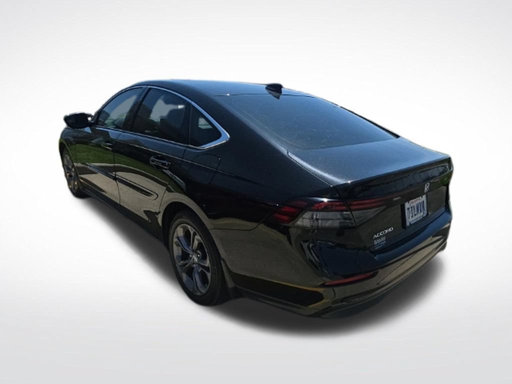 Used 2023 Honda Accord EX image 7