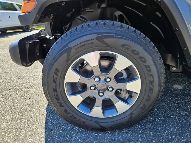 Used 2021 Jeep Wrangler Unlimited Sahara w/ Uconnect 4C Nav & Sound Group AWD/4WD image 9