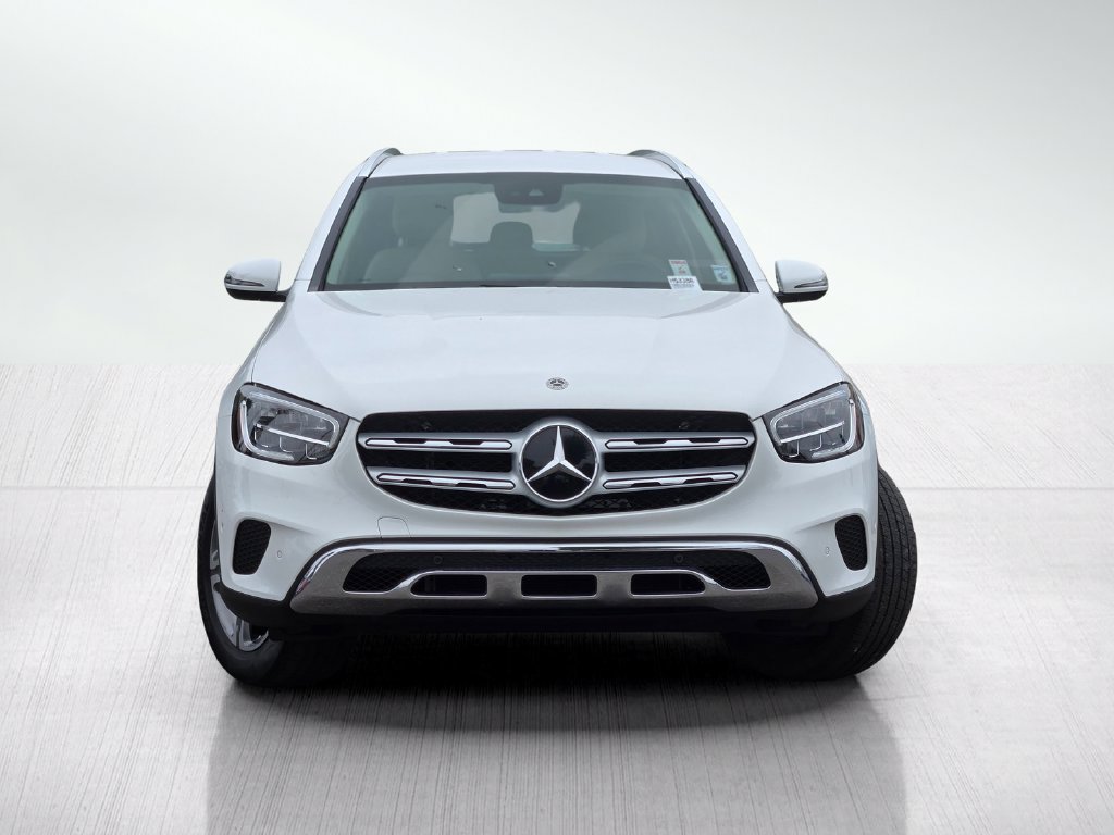 Used 2022 Mercedes-Benz GLC 300 4MATIC image 3