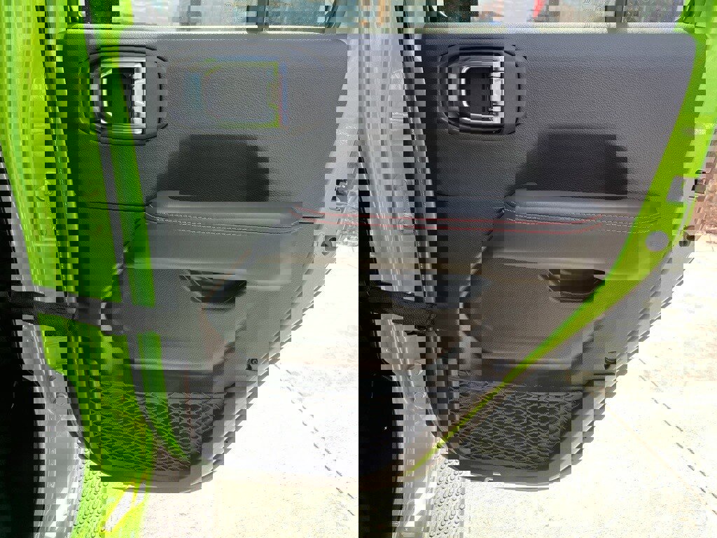 Used 2025 Jeep Wrangler Unlimited Rubicon image 23