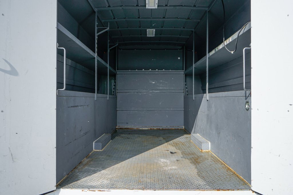 Used 2021 Chevrolet Express 3500 w/ Power Convenience Package image 8