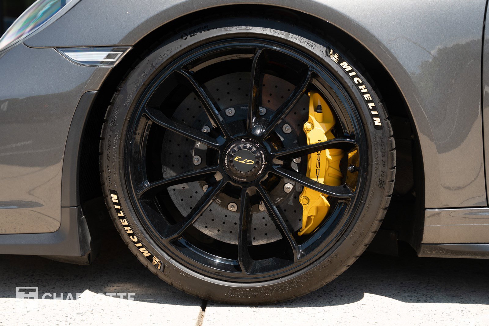 Used 2019 Porsche 911 GT3 RWD image 11